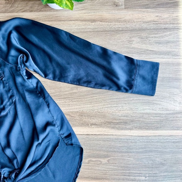 Abercrombie & Fitch Navy Blue Long Sleeves Tie-Front Silk Collar Blouse – Size S - Picture 9 of 12